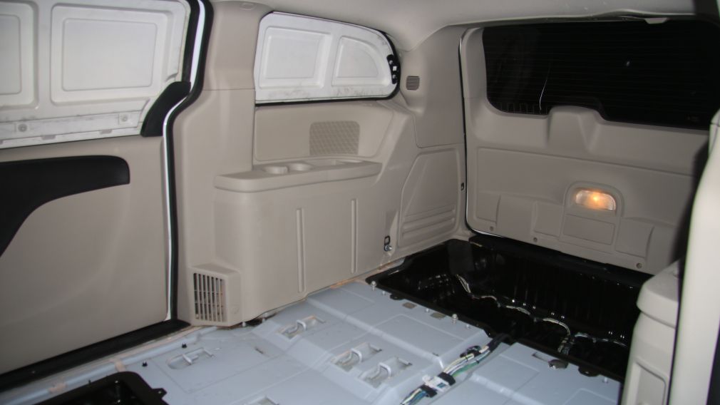 2014 Dodge Cargo Van CARGO 119" WB A/C GR ELECT #18