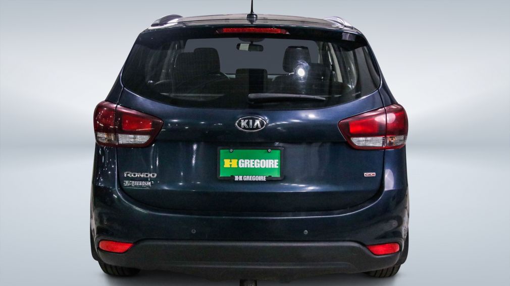 2017 Kia Rondo — photo 5