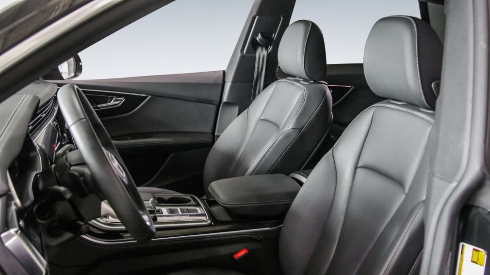 2025 Audi Q8 — photo 8