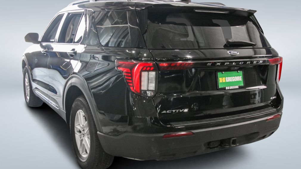2025 Ford Explorer — photo 3