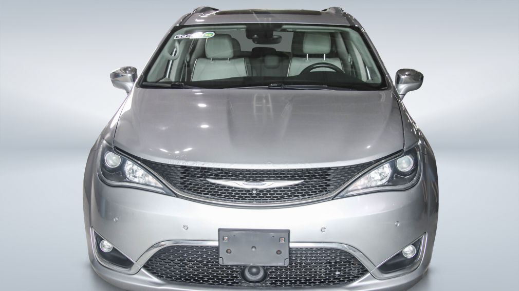 2018 Chrysler Pacifica — photo 2