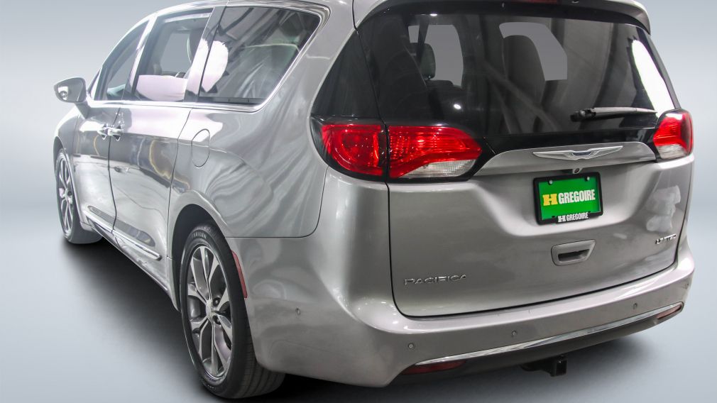 2018 Chrysler Pacifica — photo 4