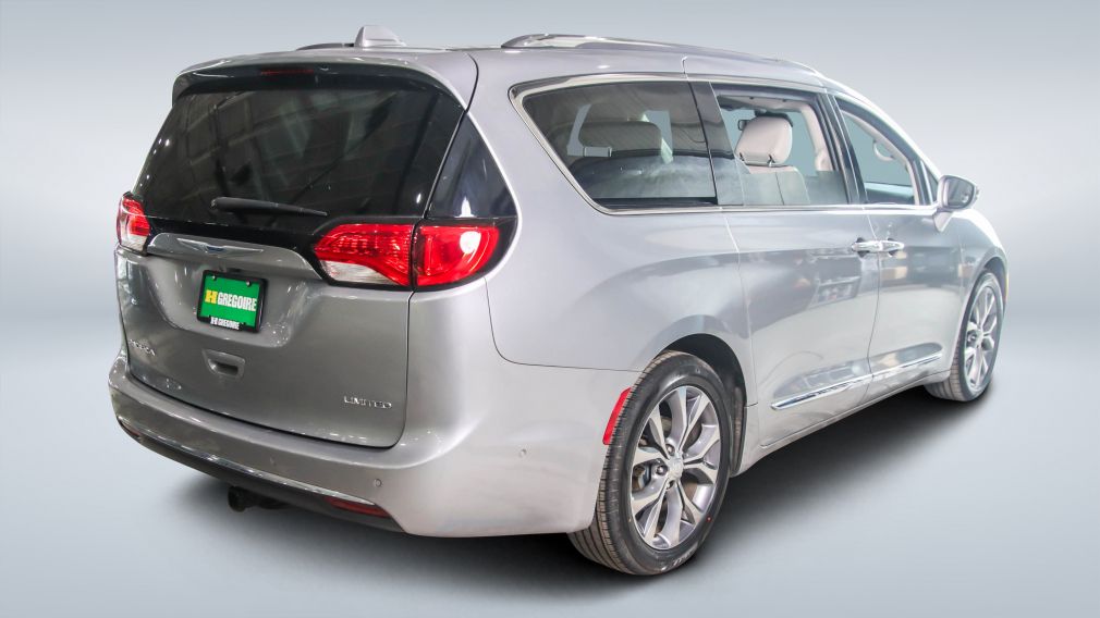 2018 Chrysler Pacifica — photo 6