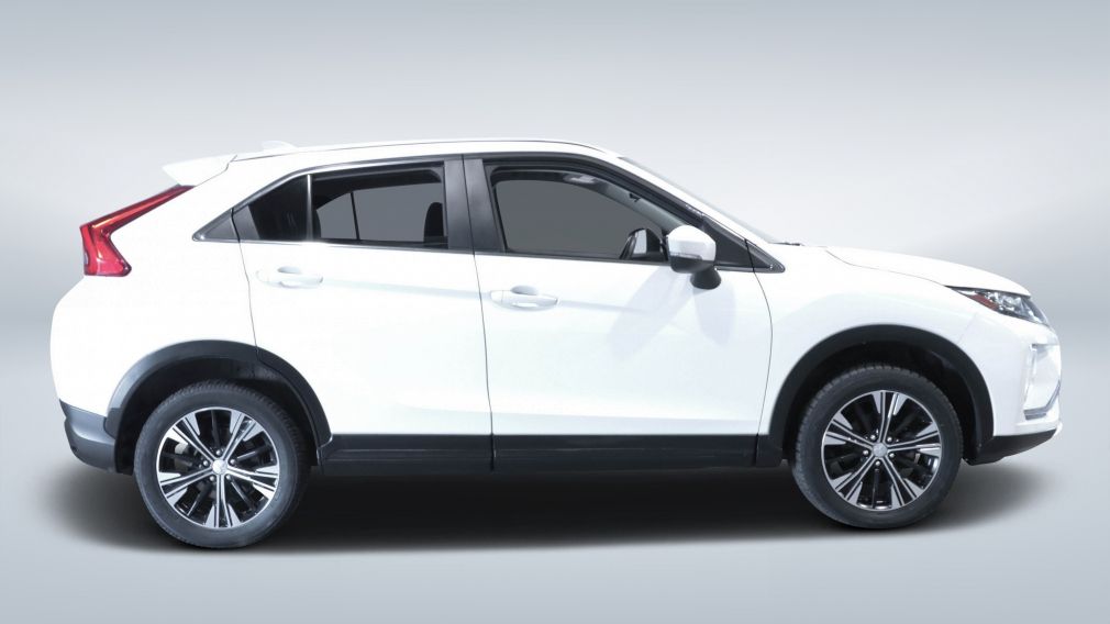 2020 Mitsubishi Eclips... — photo 8