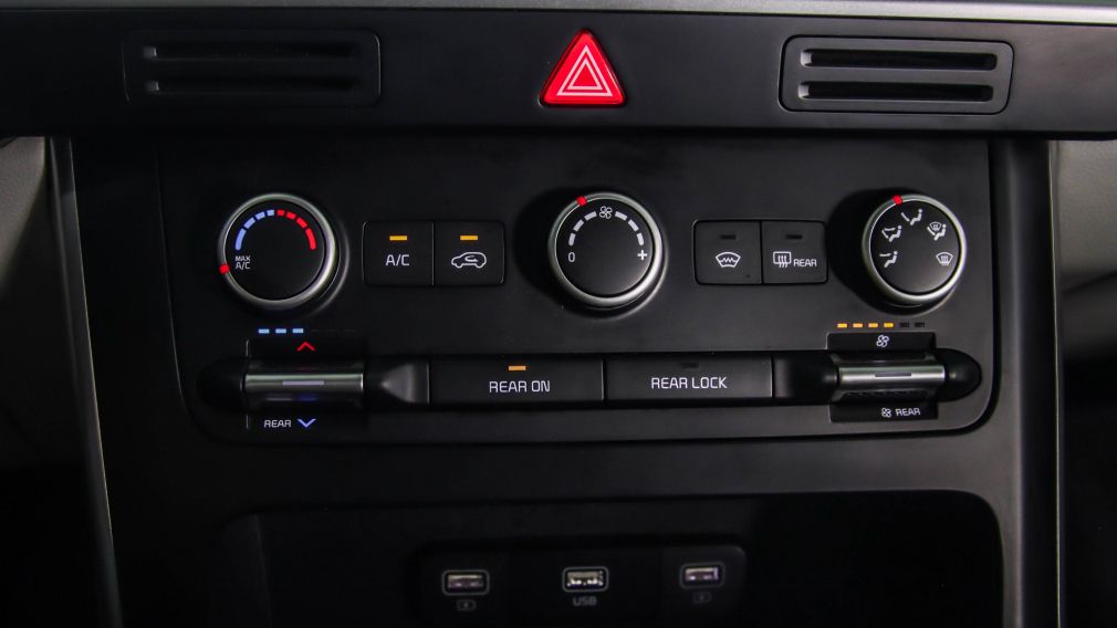 2022 Kia Carnival — photo 7
