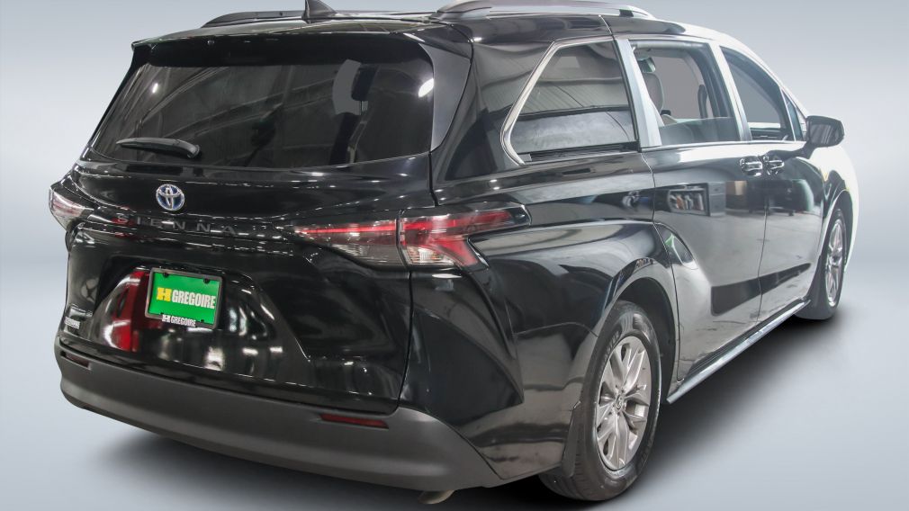 2023 Toyota Sienna — photo 6