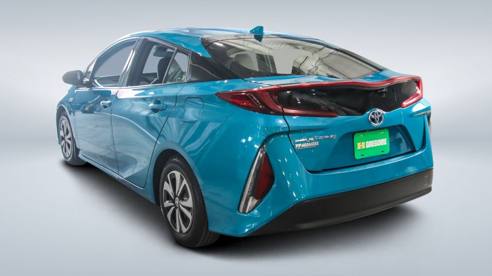 2017 Toyota Prius — photo 4