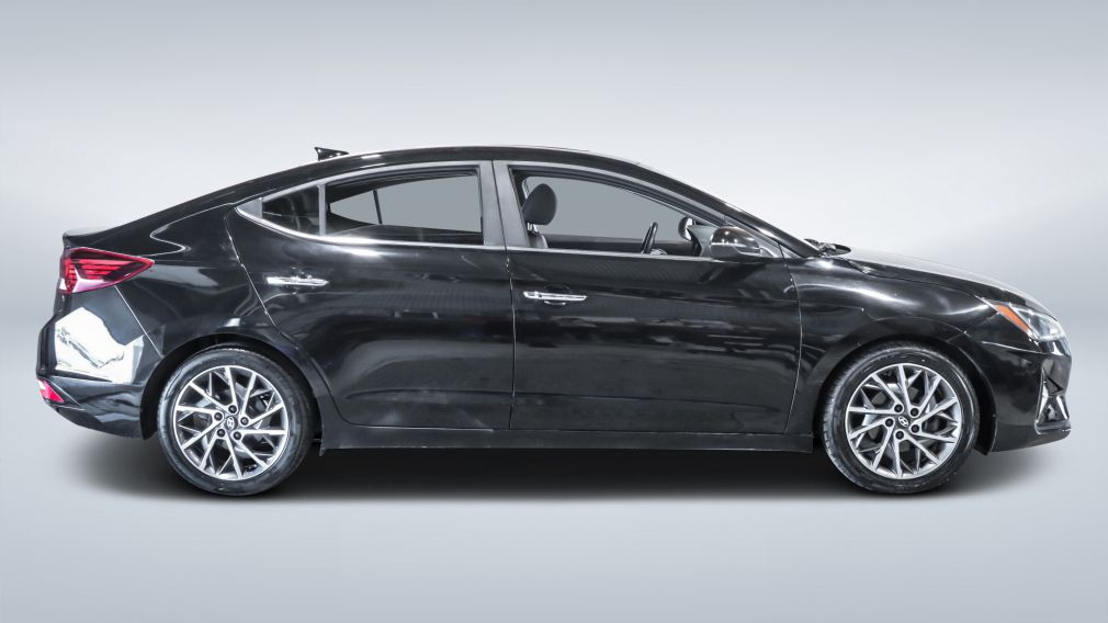 2019 Hyundai Elantra — photo 8
