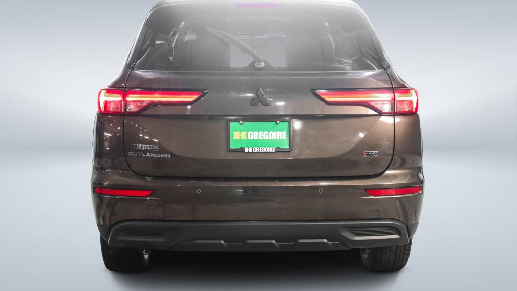 2022 Mitsubishi Outlander — photo 5