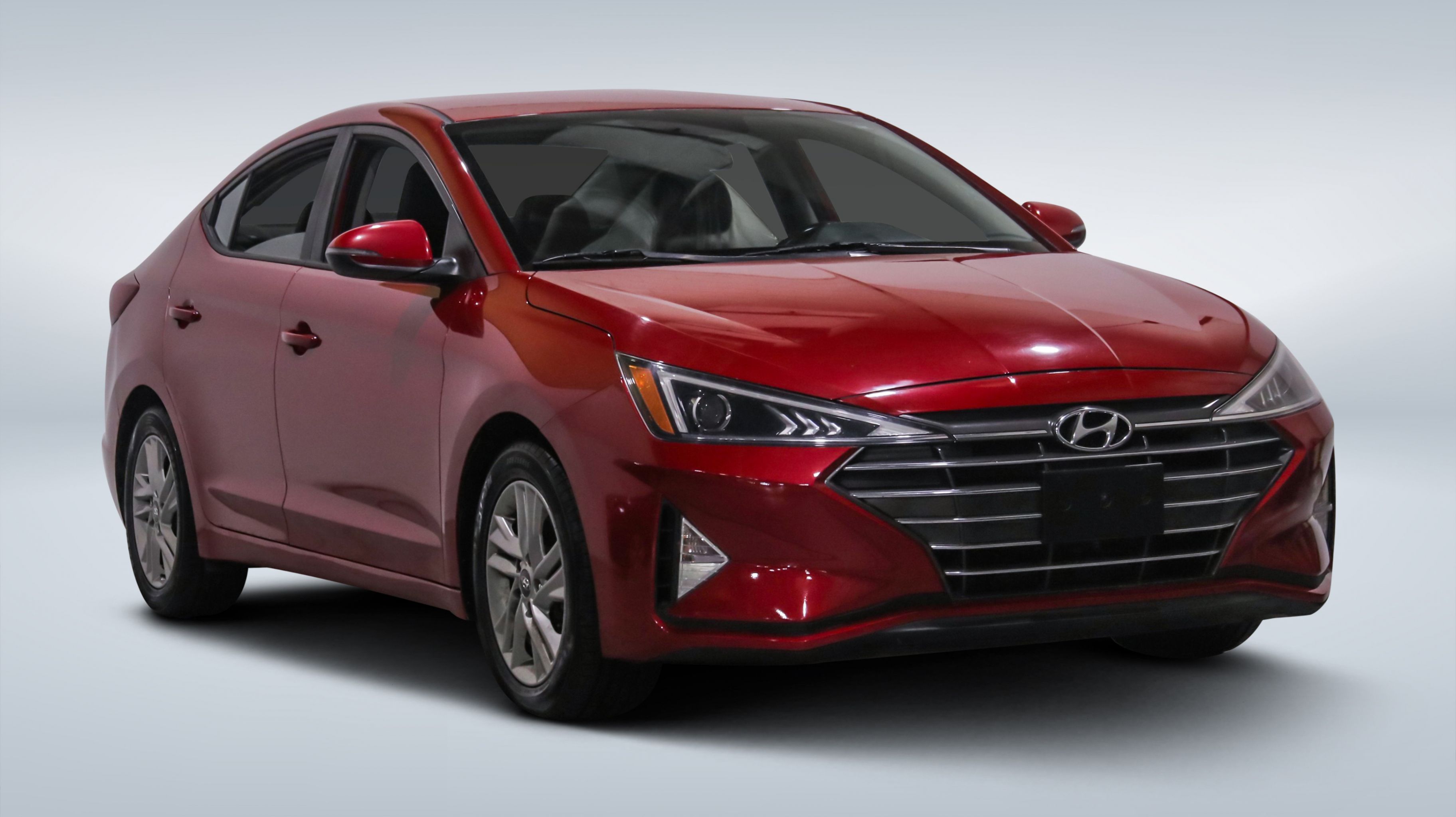 2020 Hyundai Elantra — Monbili