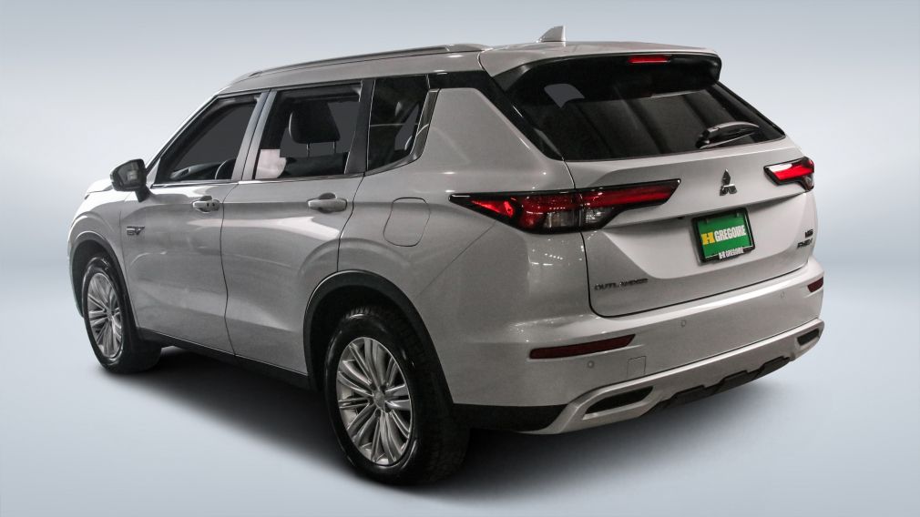2025 Mitsubishi Outlander — photo 4