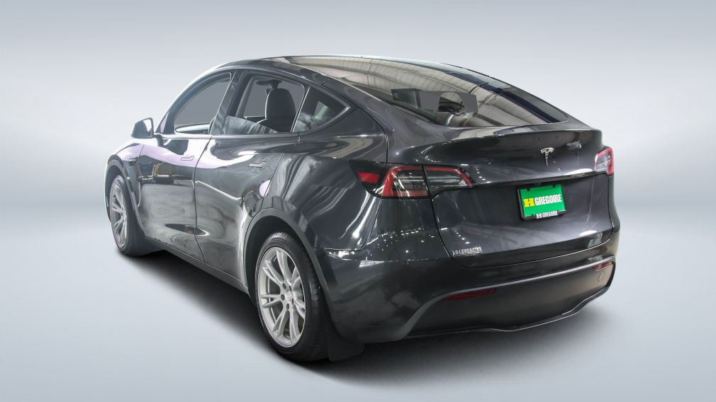 2024 Tesla Model Y — photo 4