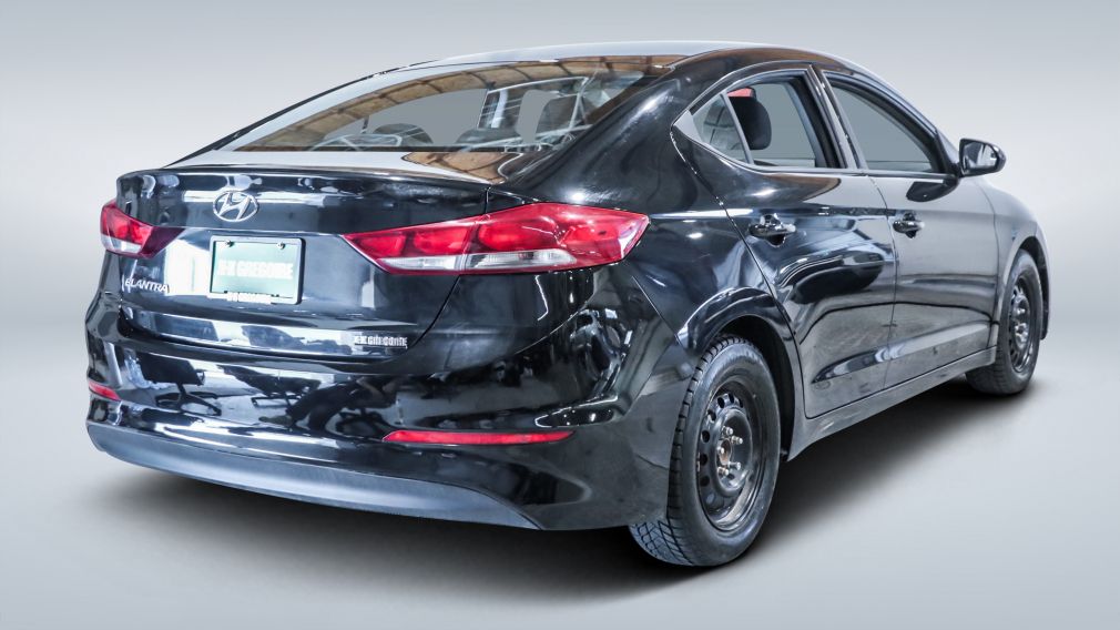 2017 Hyundai Elantra — photo 7