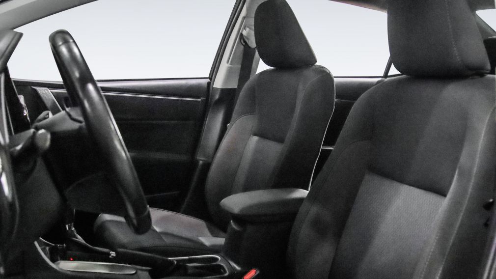 2019 Toyota Corolla — photo 8