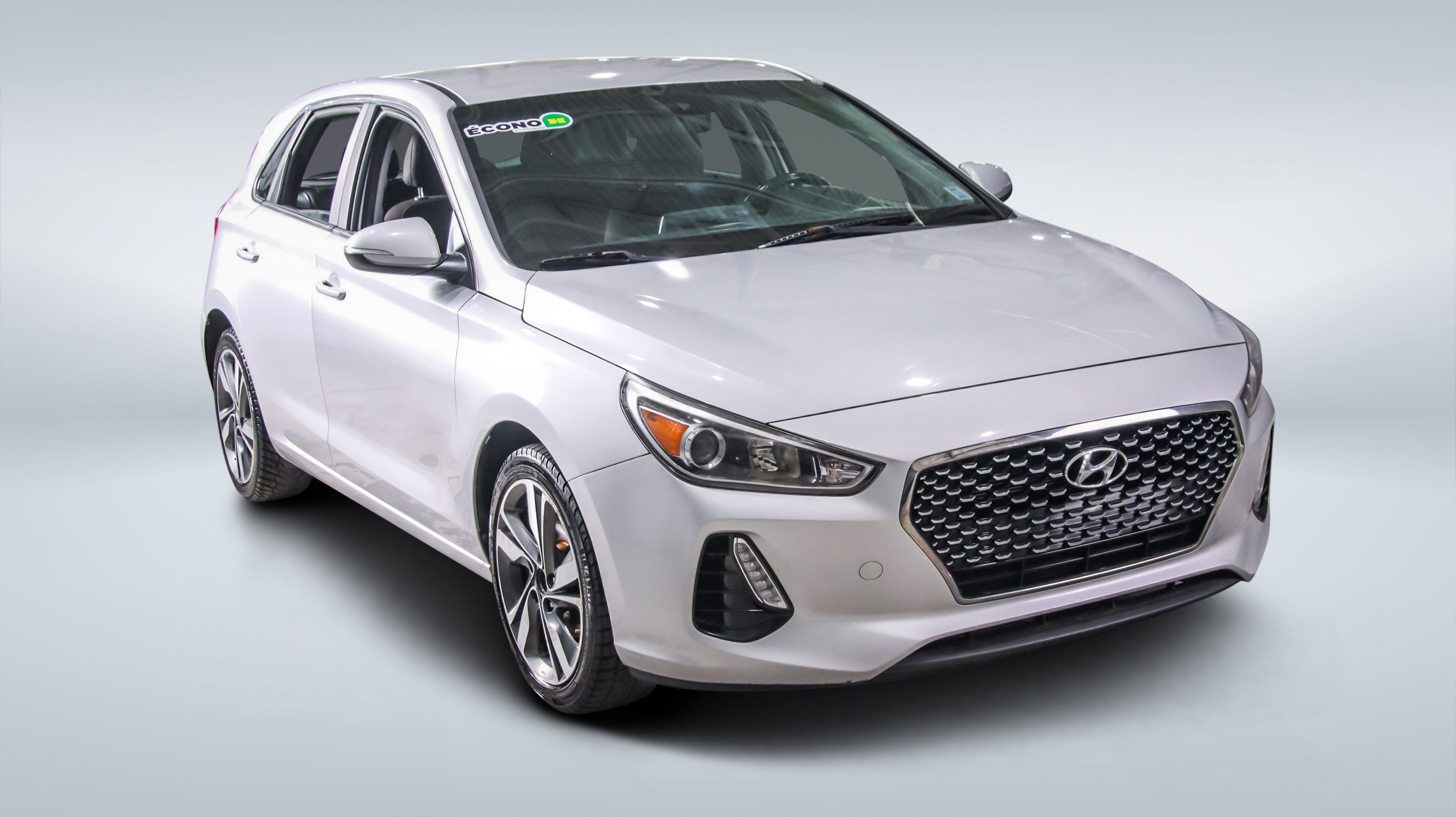 2018 Hyundai Elantra — Monbili