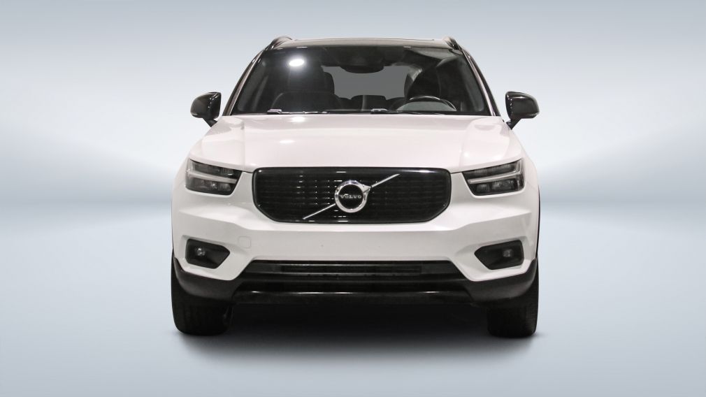 2021 Volvo XC40 — photo 2