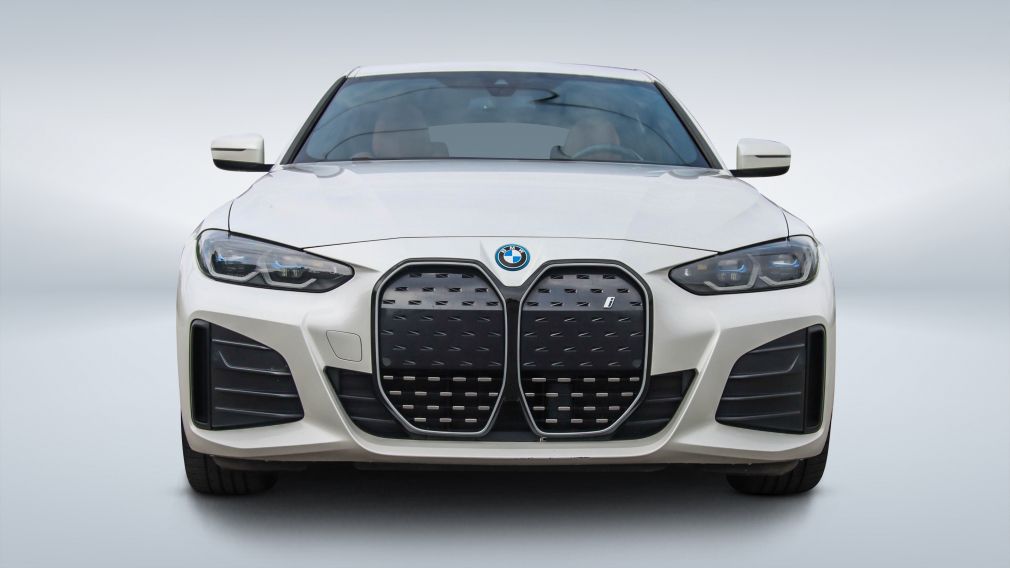 2022 BMW i4 — photo 2