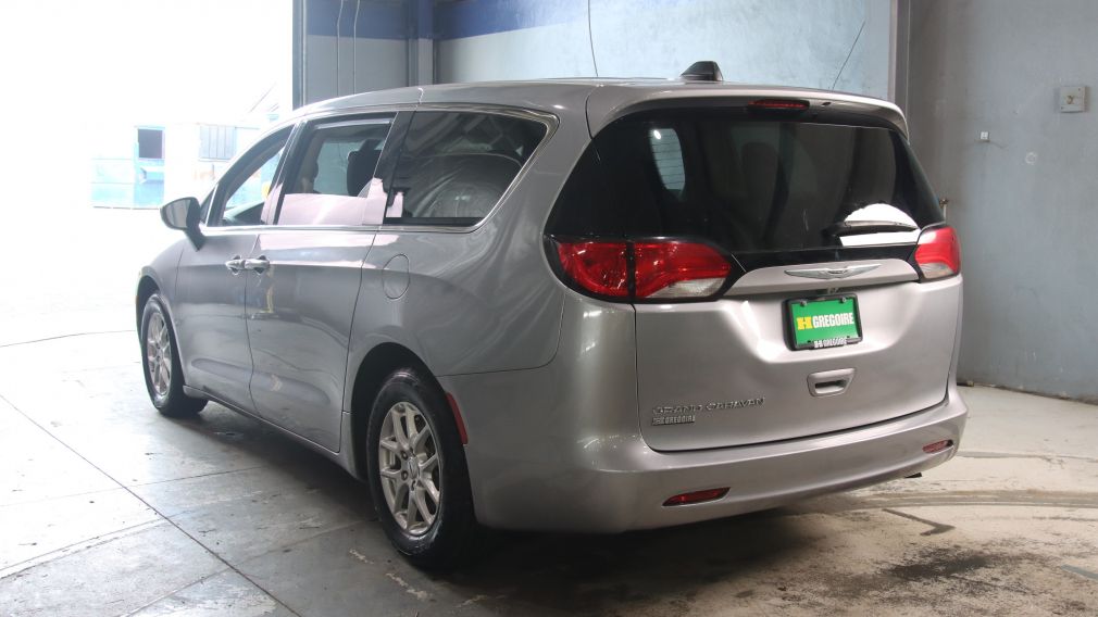 2021 Chrysler Grand Ca... — photo 4