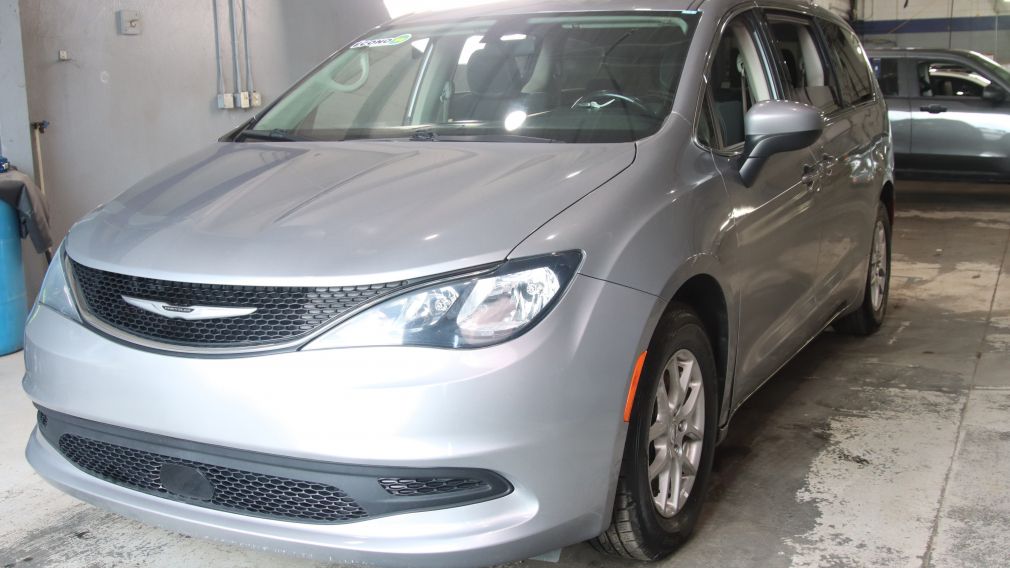 2021 Chrysler Grand Ca... — photo 3