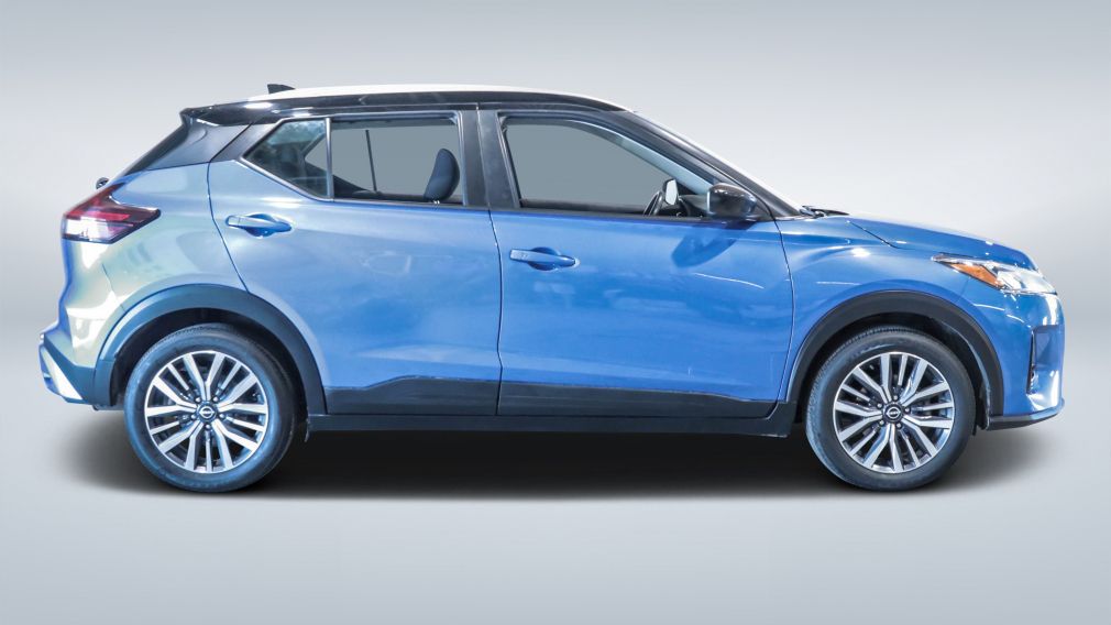 2022 Nissan Kicks — photo 8