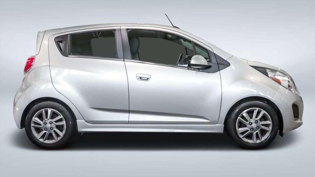 2015 Chevrolet Spark — photo 8