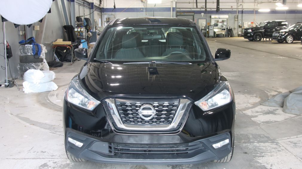 2019 Nissan Kicks — photo 2