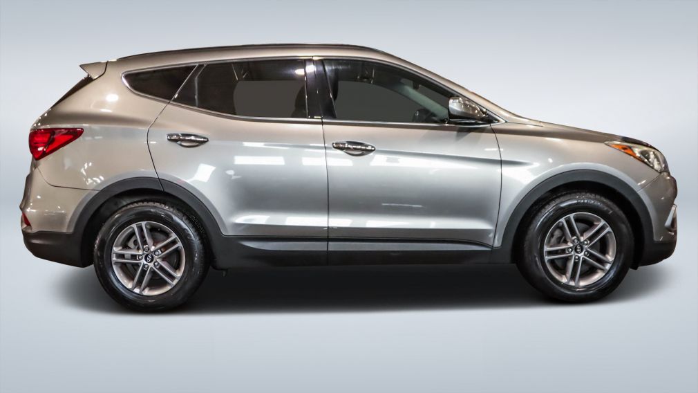 2017 Hyundai Santa Fe — photo 8