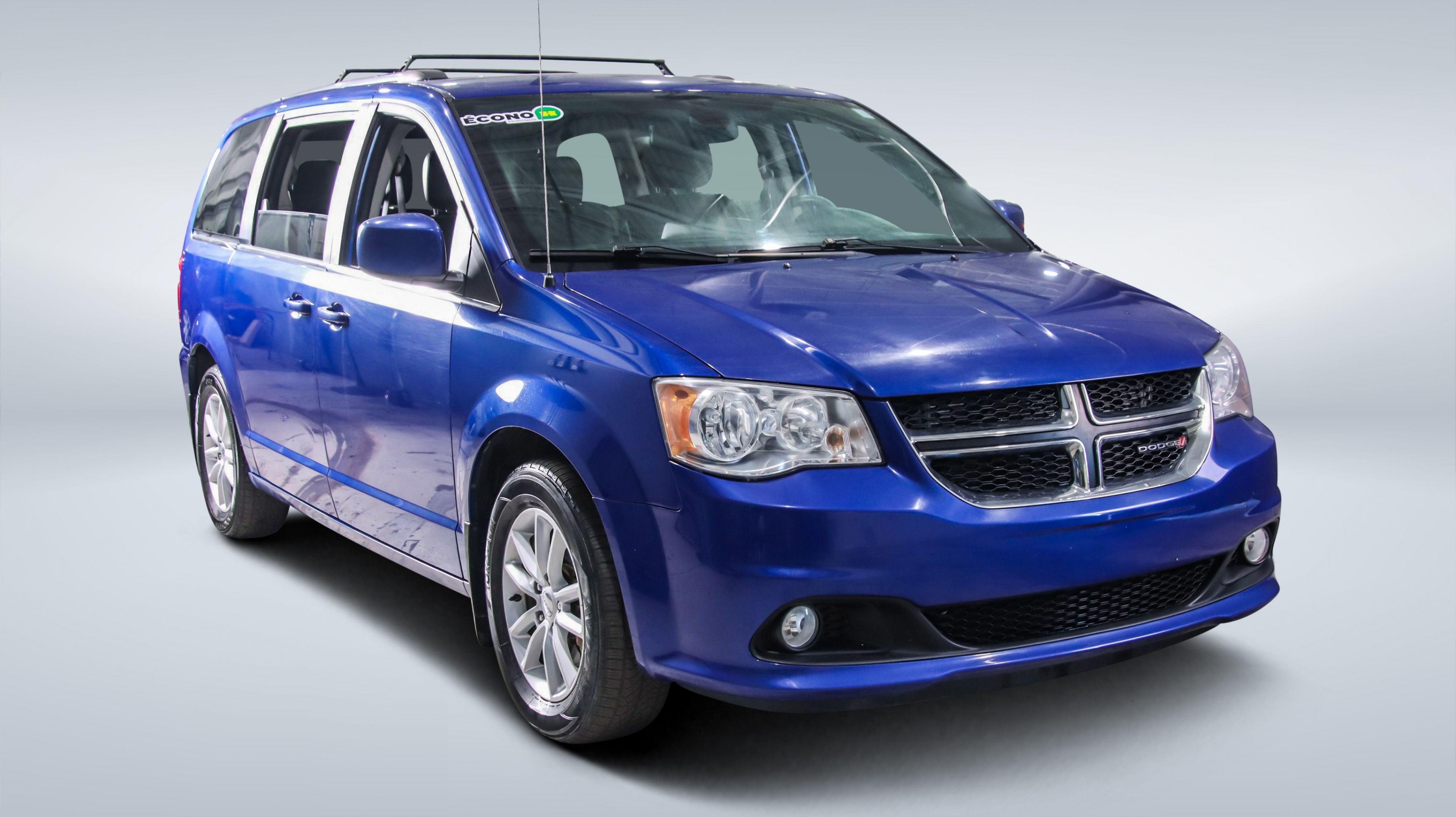 2018 Dodge GR Caravan — Monbili