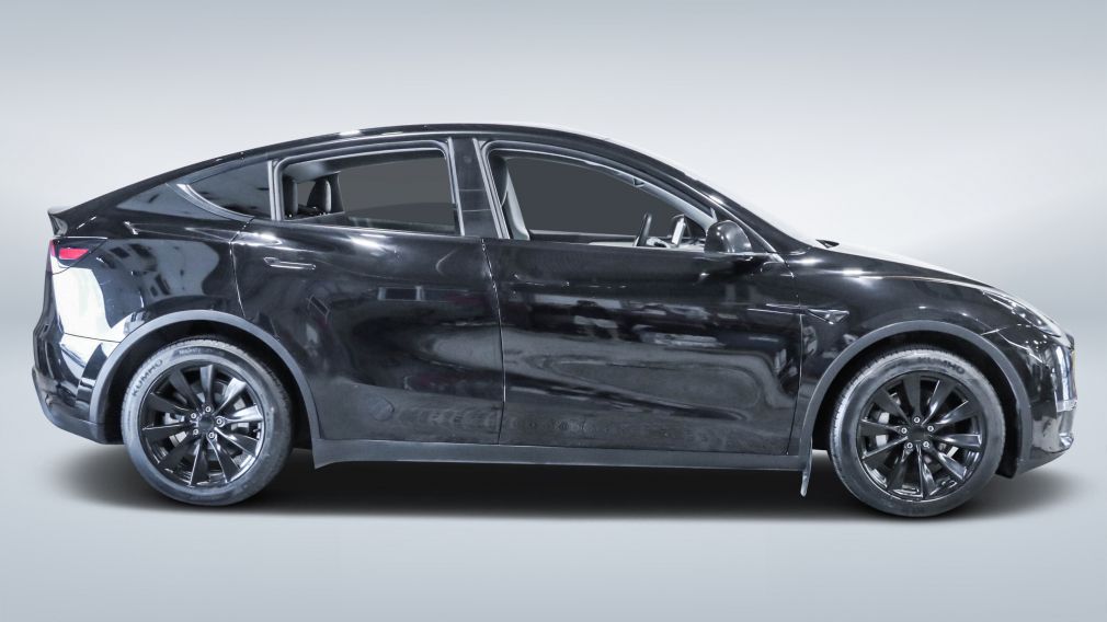2023 Tesla Model Y — photo 8