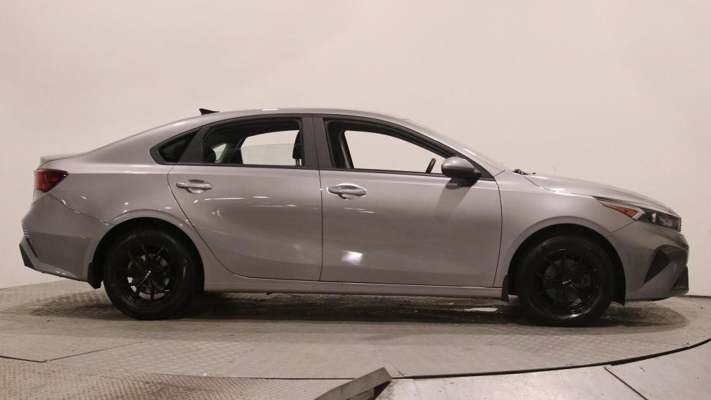 2023 Kia Forte — photo 8