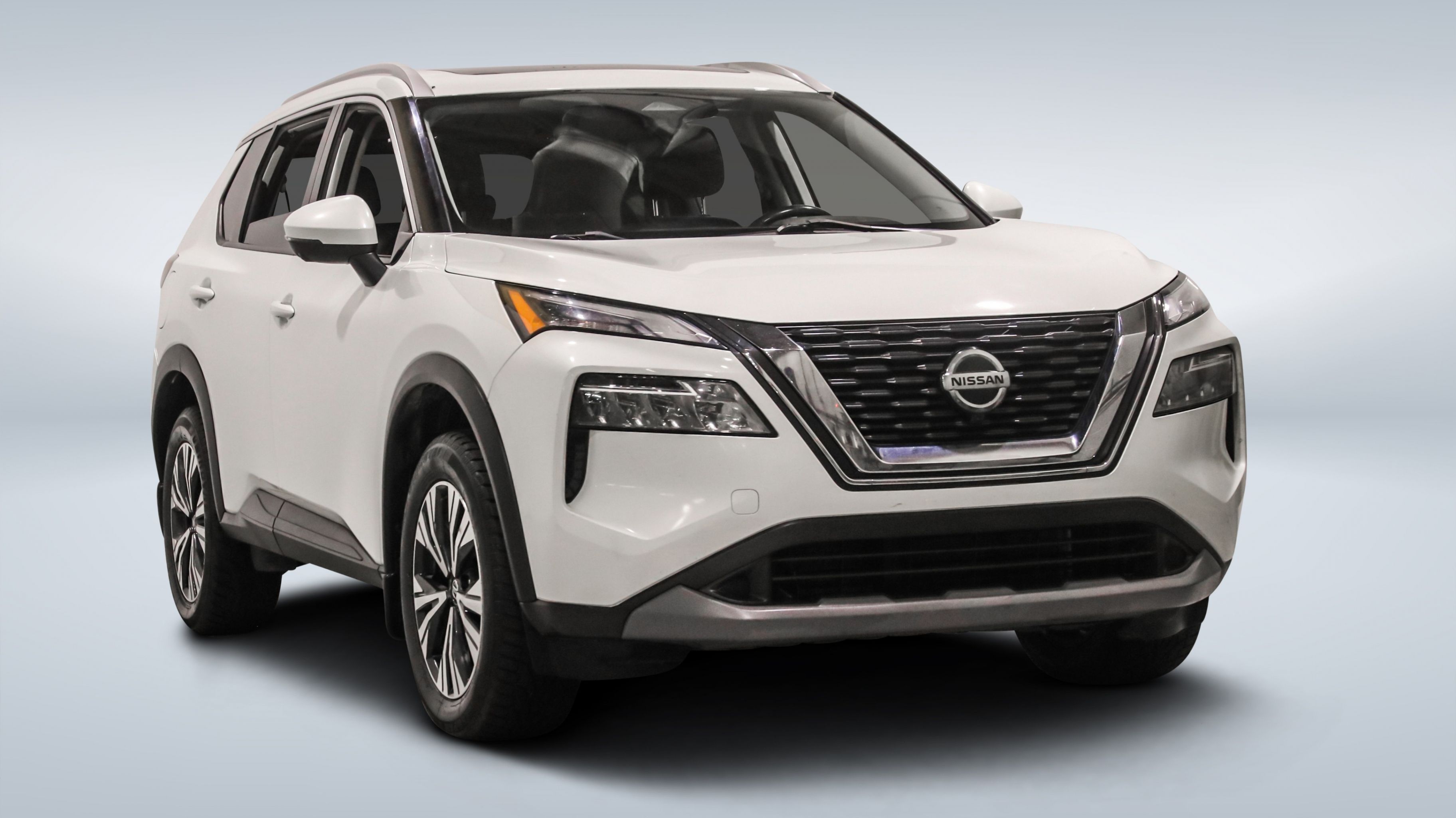 2021 Nissan Rogue (Toit ouvrant) — Monbili