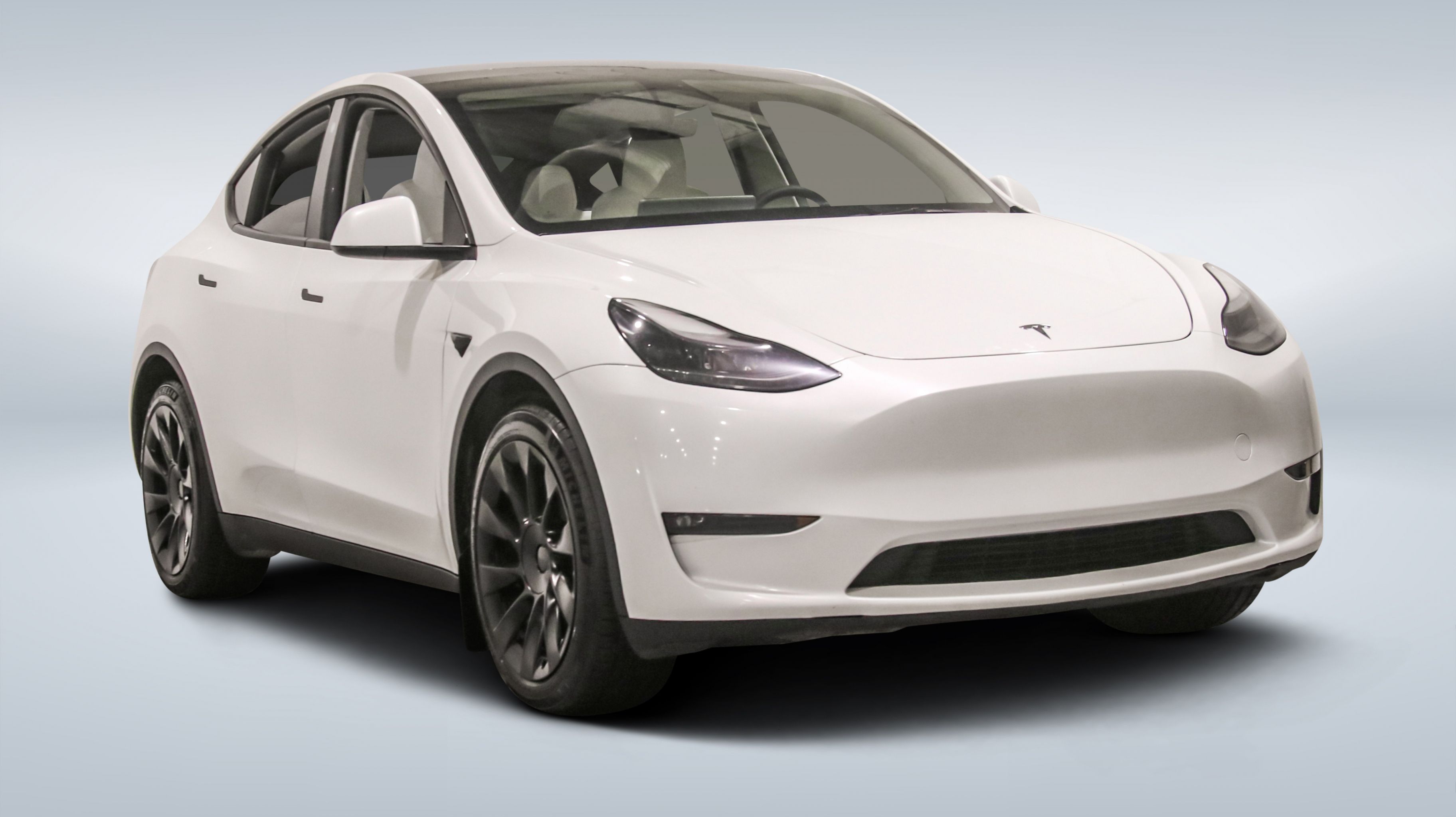 2023 Tesla Model Y (Toit ouvrant) — Monbili