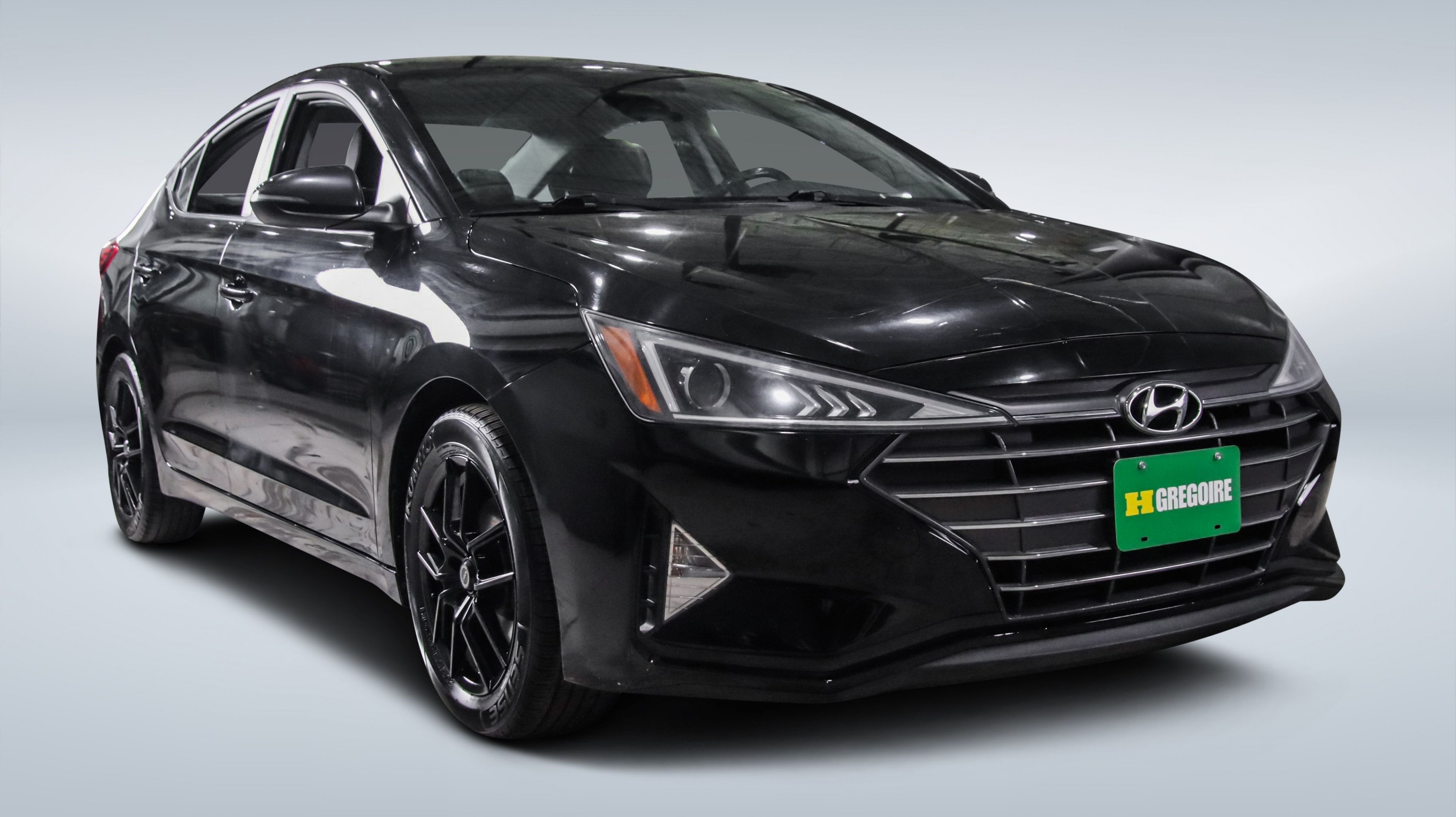 2020 Hyundai Elantra — Monbili