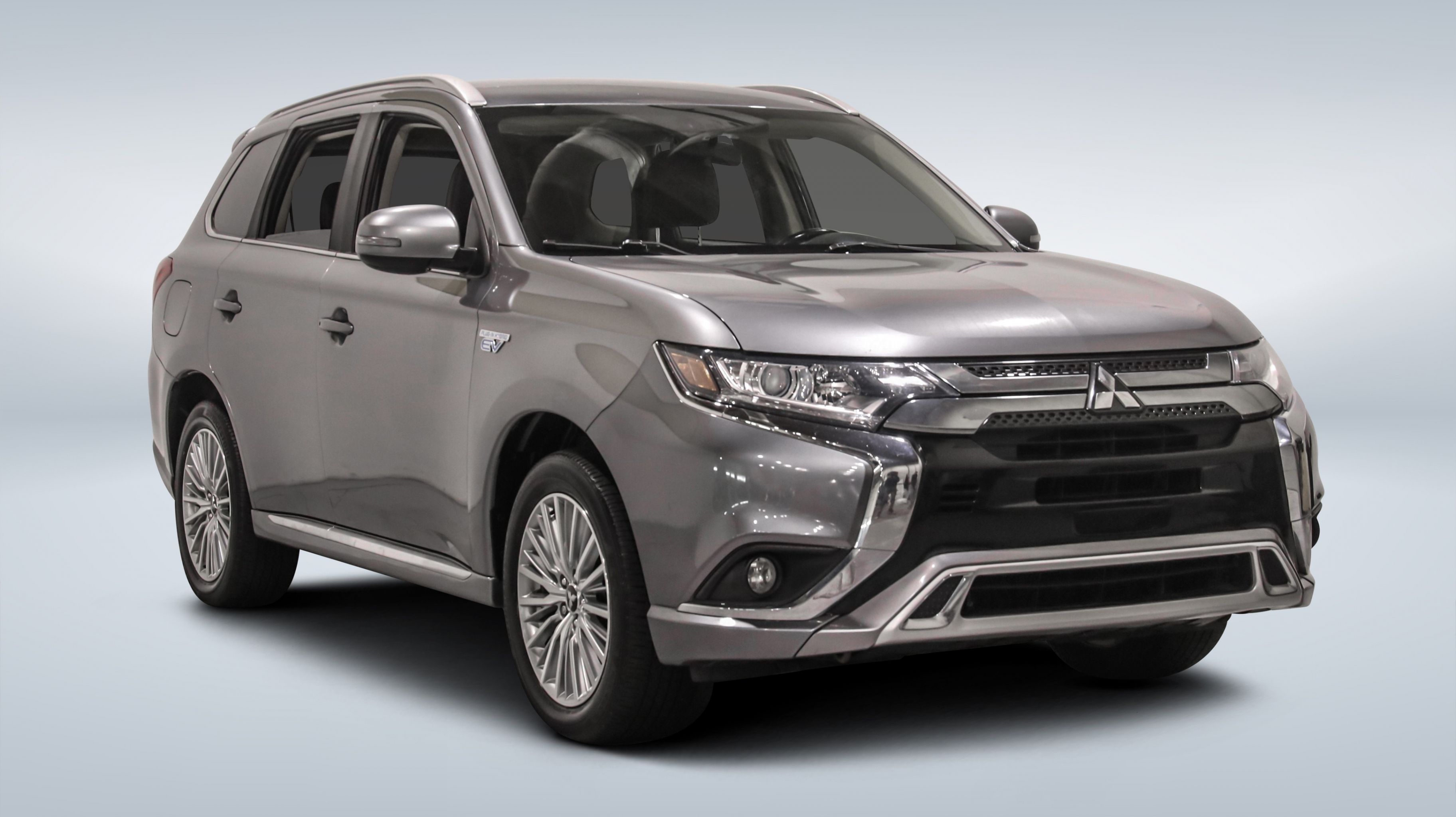 2019 Mitsubishi Outlan... — Monbili