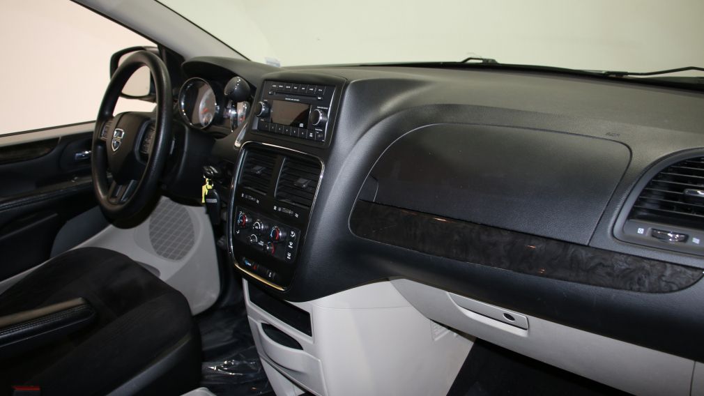 2014 Dodge GR Caravan SXT A/C GR ELECT #16