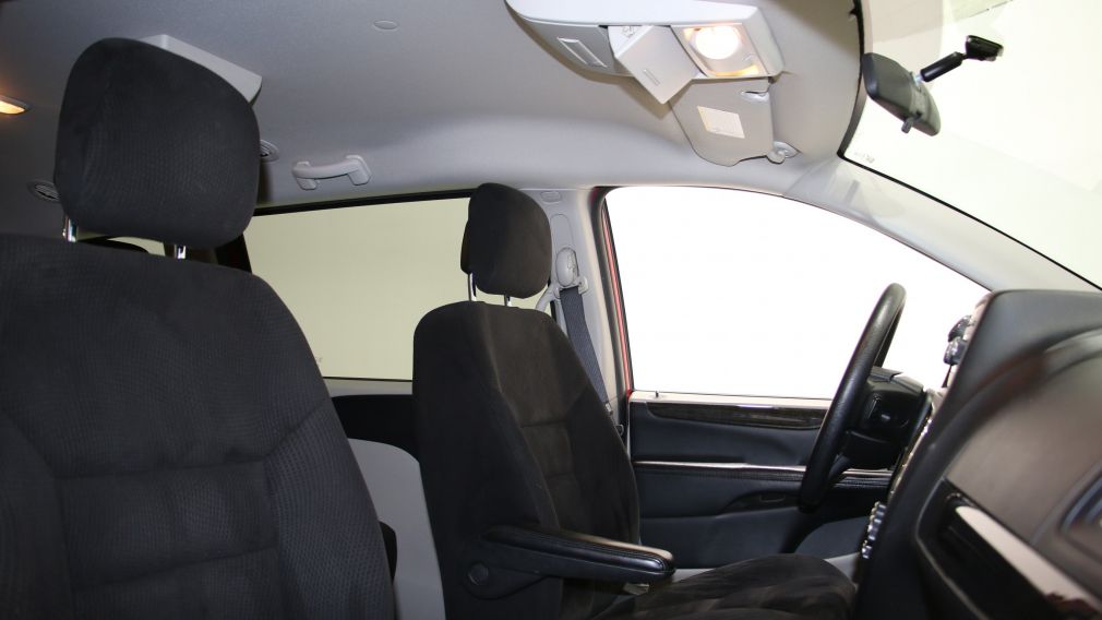 2014 Dodge GR Caravan SXT A/C GR ELECT #17