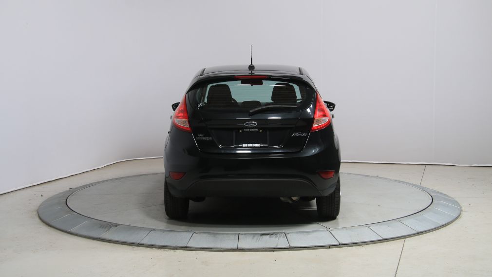 2013 Ford Fiesta SE #3