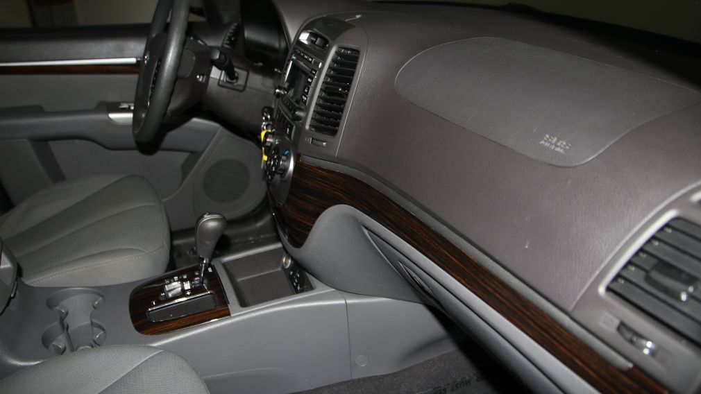 2011 Hyundai Santa Fe GL #15