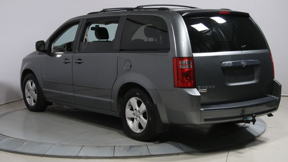 2009 Dodge GR Caravan SE #4