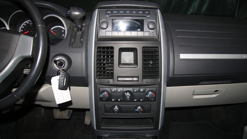 2010 Dodge GR Caravan SE #15