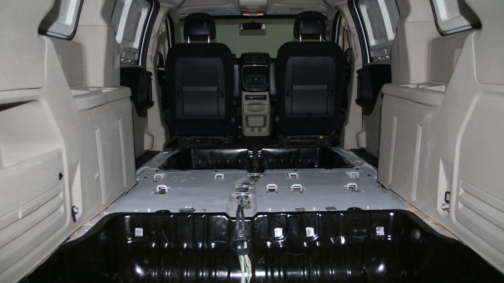 2014 Ram Cargo Van 119" WB A/C GR ELECTRIQUE #22