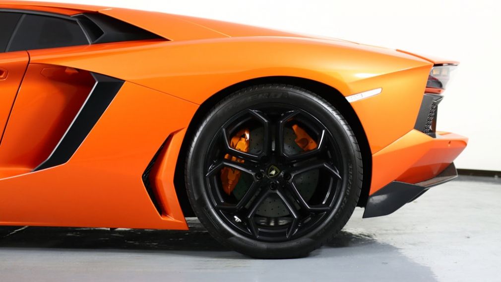 2015 Lamborghini Aventador  #25