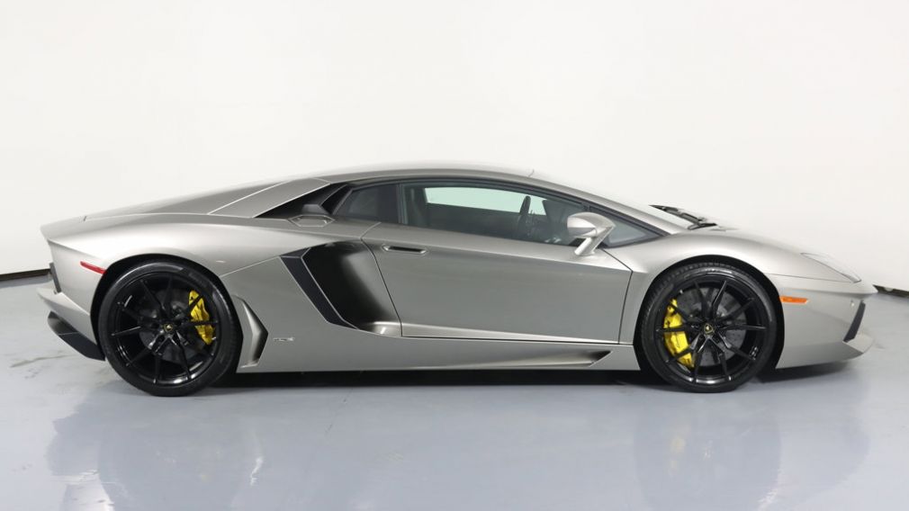 2013 Lamborghini Aventador LP700-4 #10