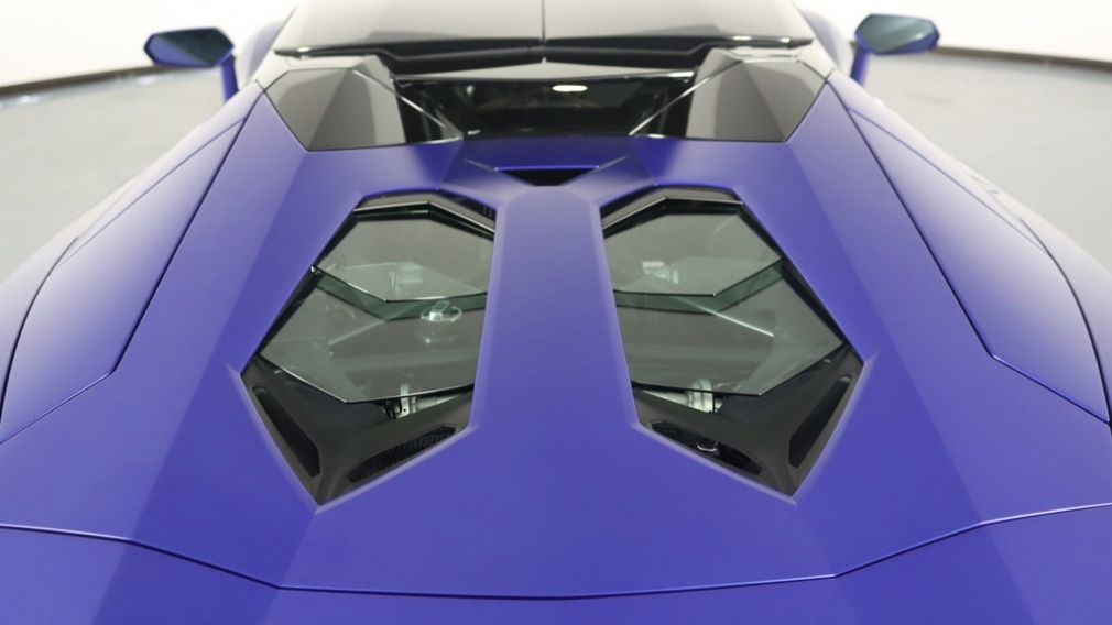2015 Lamborghini Aventador Roadster #22