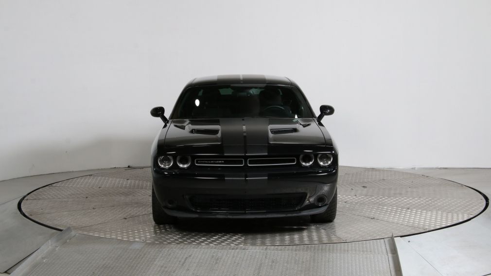 2015 Dodge Challenger SXT #1