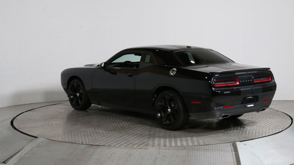 2015 Dodge Challenger SXT #4