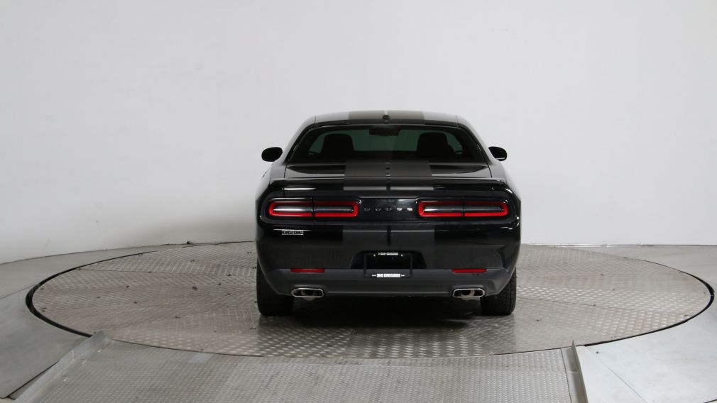 2015 Dodge Challenger SXT #6