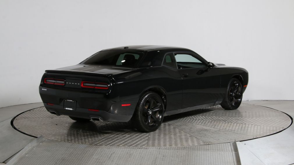 2015 Dodge Challenger SXT #7