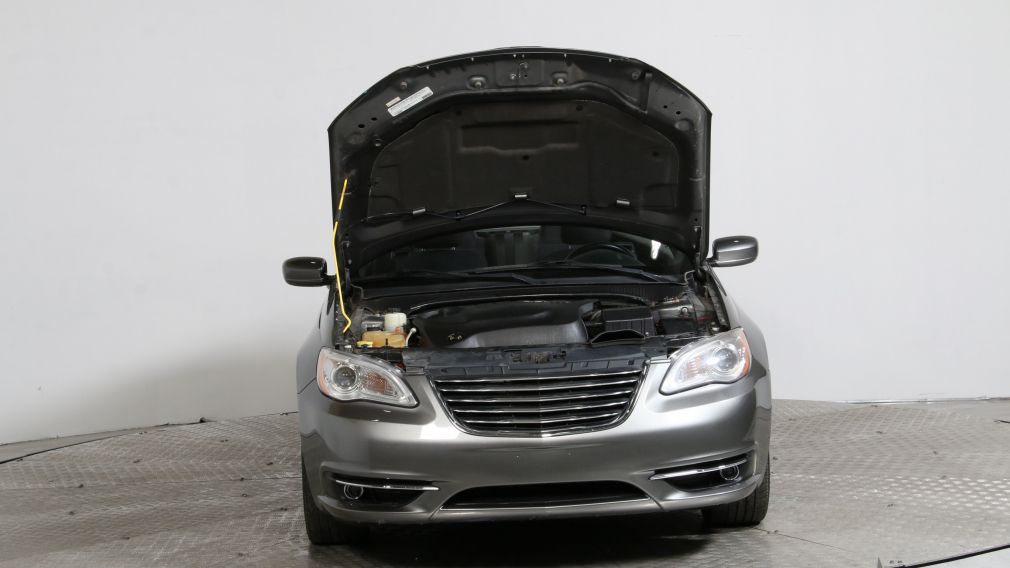 2012 Chrysler 200 Touring A/C GR ELECT CONVERTIBLE MAGS #17