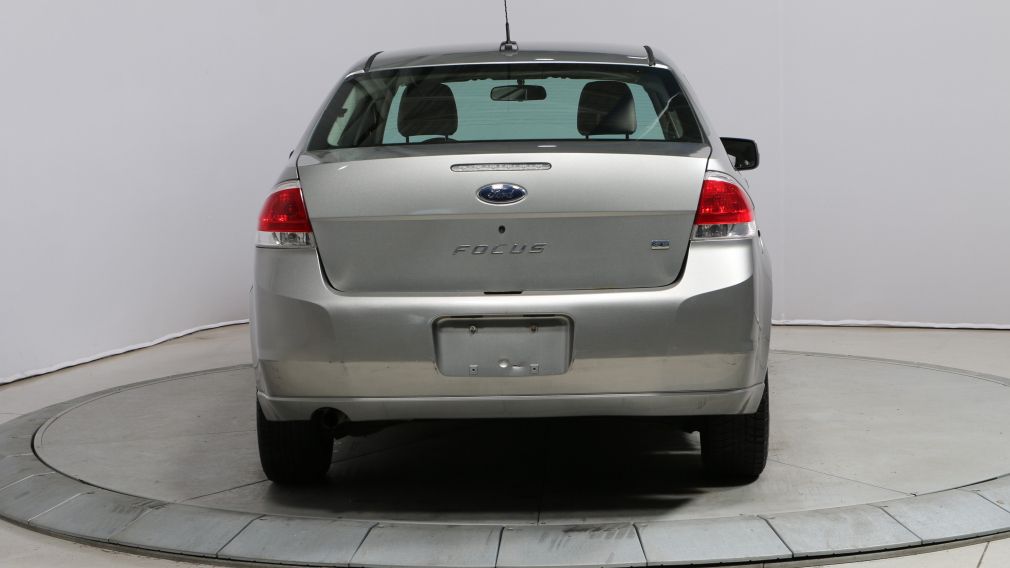 2008 Ford Focus S #6